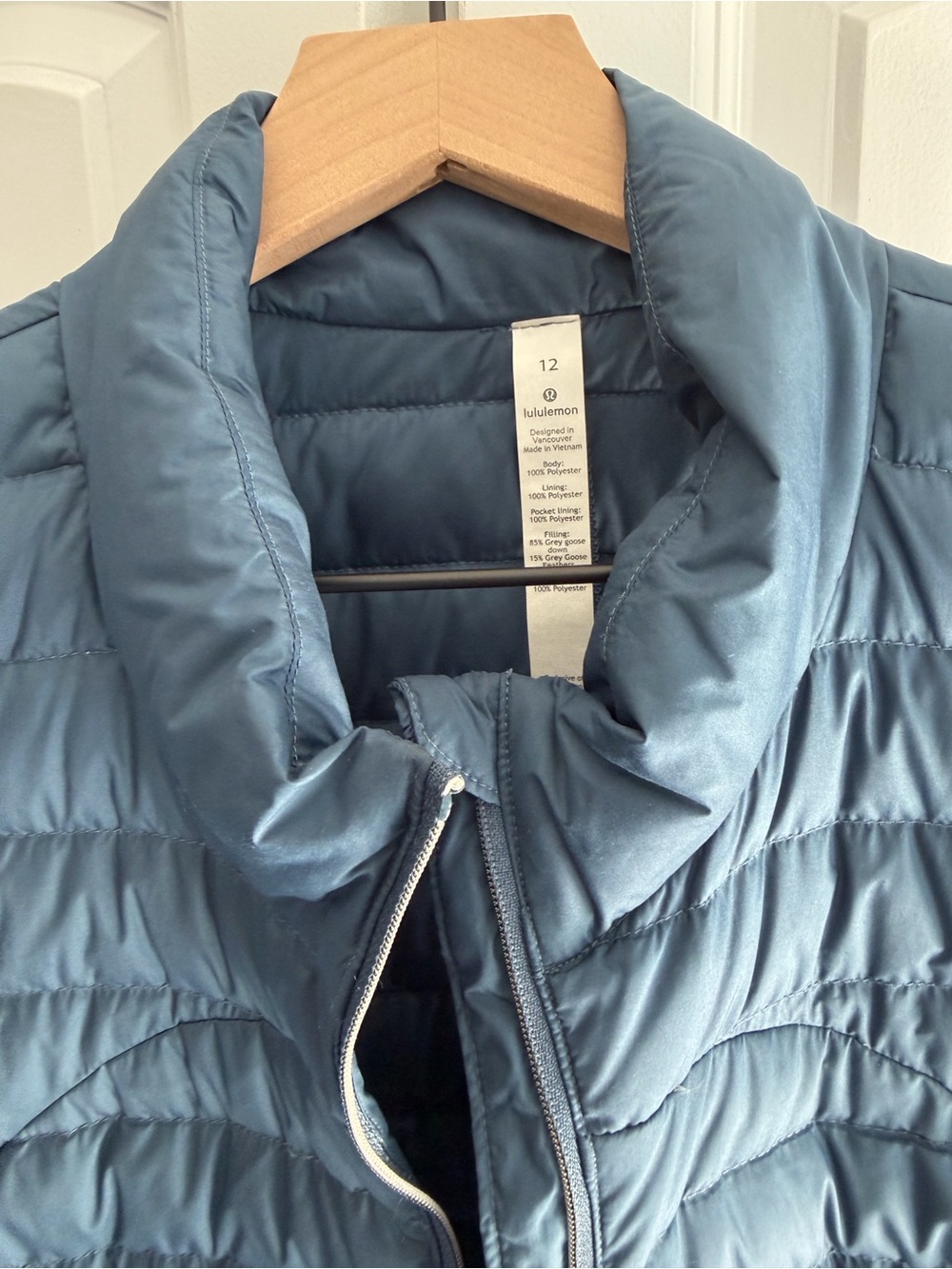Lululemon Pack It Down Vest Size 12 - Picture 2 of 3